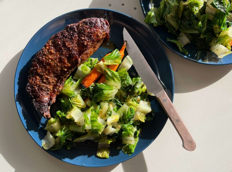 Alimentation-Saine-Salade-De-Steak
