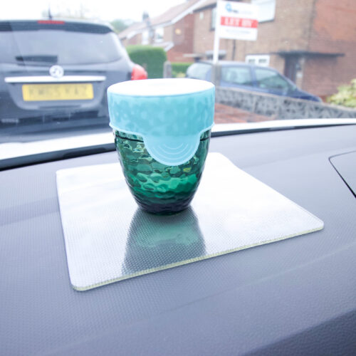 T-EG-1 Clear Extreme Mat Used to Keep Drinks Safe in a Car-3